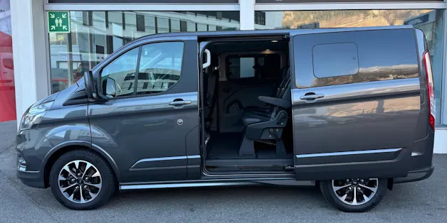 FORD Tourneo Custom 320 L1H1 Sport HEV2