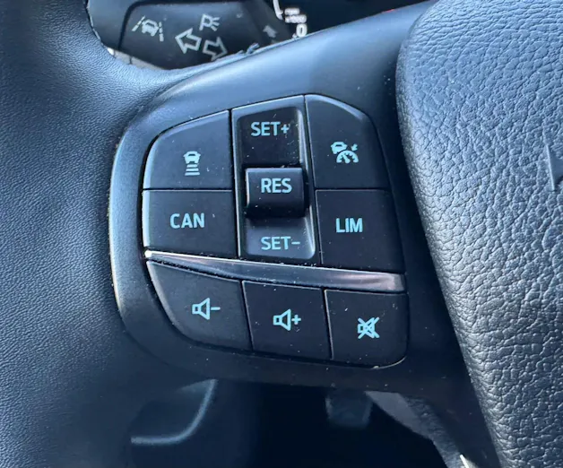 FORD Tourneo Custom 320 L1H1 Sport HEV2