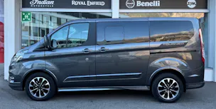 FORD Tourneo Custom 320 L1H1 Sport HEV2