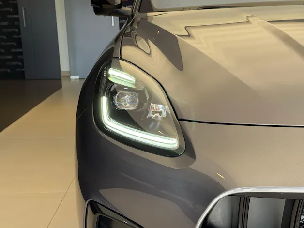 MASERATI Grecale 3.0 Trofeo Automatica