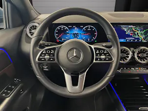MERCEDES-BENZ GLA 220d 4Matic Progressive 8G-DCT