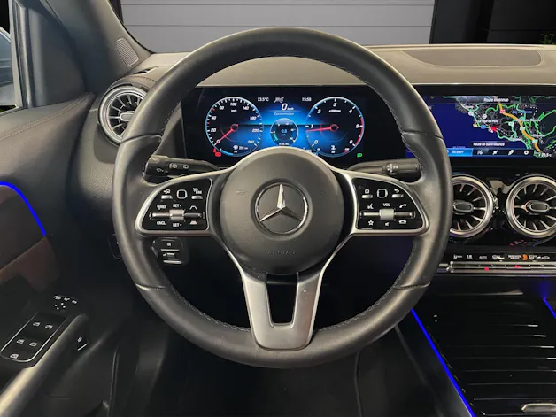 MERCEDES-BENZ GLA 220d 4Matic Progressive 8G-DCT