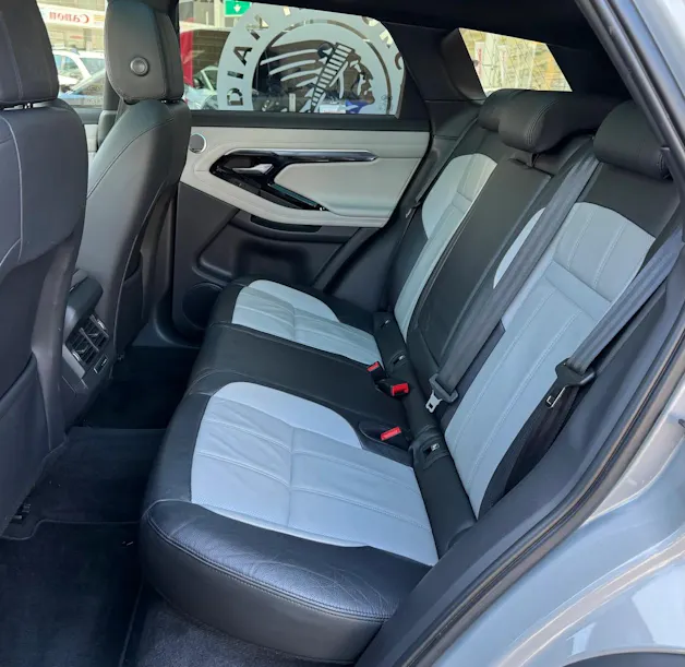 Land Rover Range Rover Evoque R-Dynamic First Edition P 250 HSE AT9
