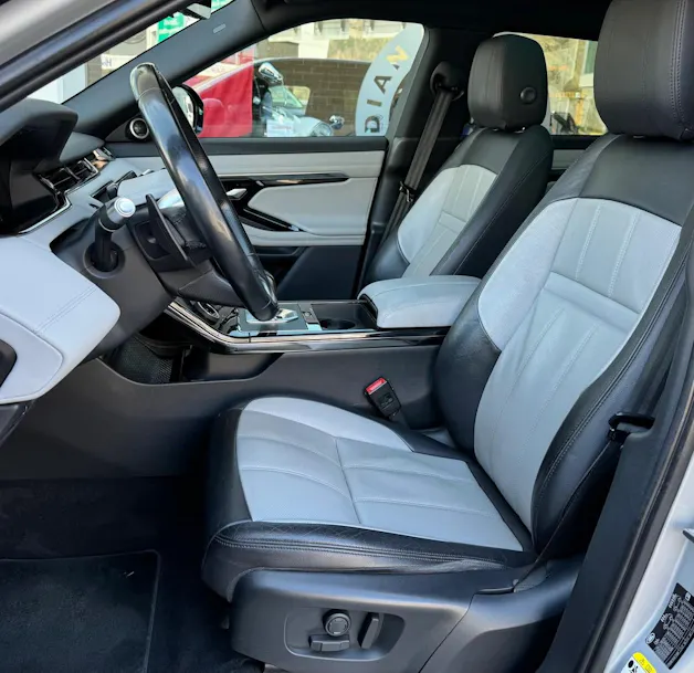 Land Rover Range Rover Evoque R-Dynamic First Edition P 250 HSE AT9