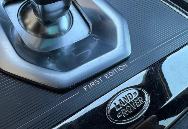 Land Rover Range Rover Evoque R-Dynamic First Edition P 250 HSE AT9