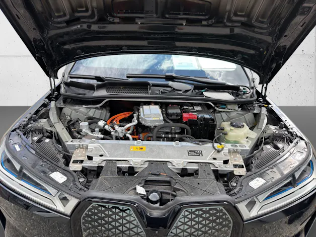 BMW iX xDrive50