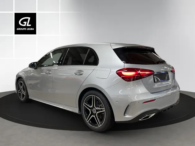 MERCEDES-BENZ A 200 Night Star 7G-DCT