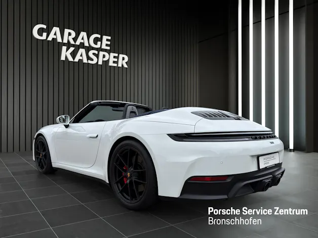 PORSCHE 911 Carrera 4 GTS Cabriolet