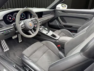 PORSCHE 911 Carrera 4 GTS Cabriolet