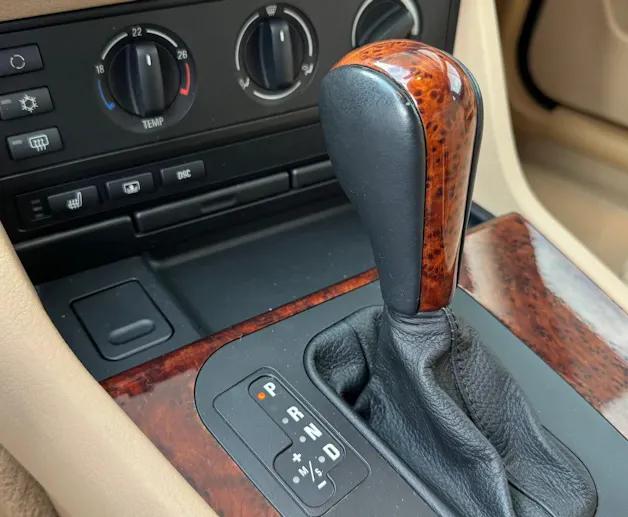 BMW 528i