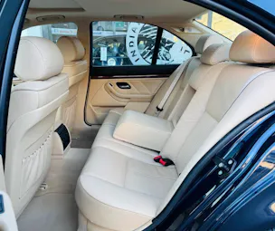 BMW 528i