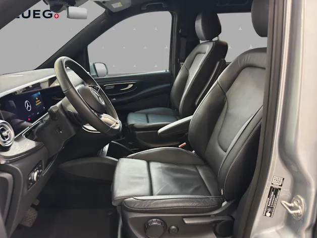 MERCEDES-BENZ V 250 d 4M - Lang / 4x4 / DISTRONIC / 360 Grad Kamera / AHK / 7 Sitze