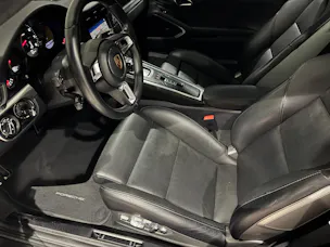 PORSCHE 911 Carrera 4S PDK | CH |