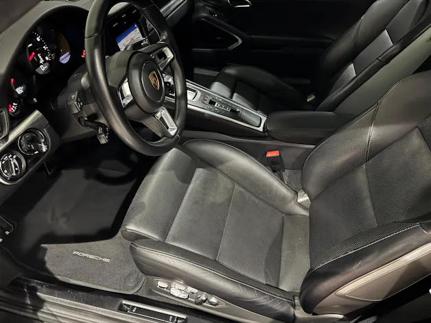 PORSCHE 911 Carrera 4S PDK | CH |