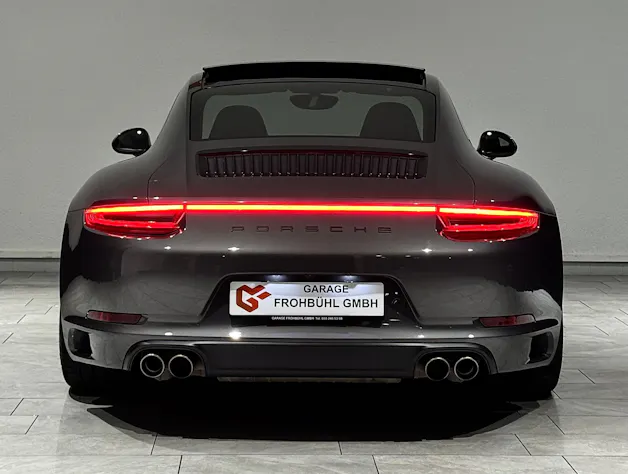 PORSCHE 911 Carrera 4S PDK | CH |