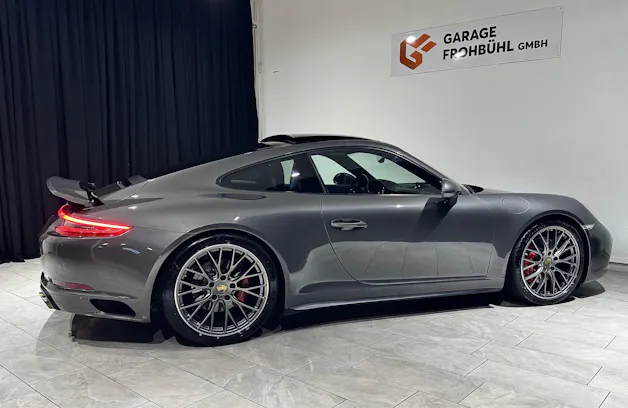 PORSCHE 911 Carrera 4S PDK | CH |