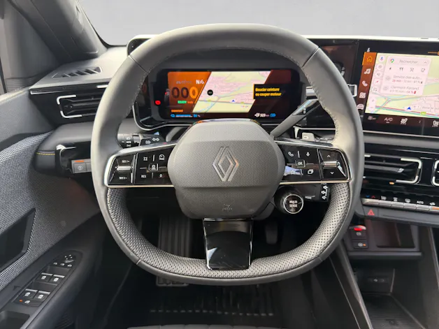 RENAULT R4 E-Tech Comfort Range 52 kWh Iconic