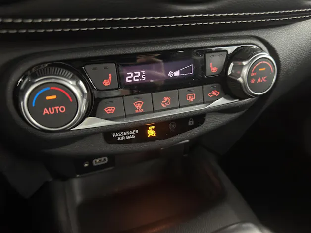 NISSAN Juke 1.6 FHEV Tekna