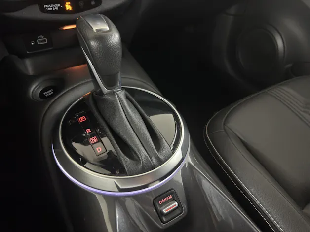 NISSAN Juke 1.6 FHEV Tekna