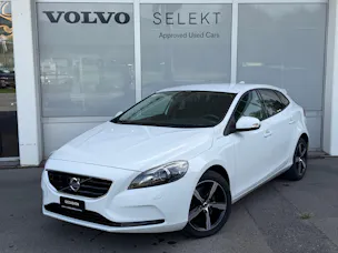 VOLVO V40 D3