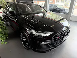 AUDI SQ8 TFSI quattro tiptronic
