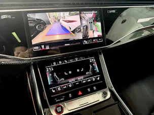 AUDI SQ8 TFSI quattro tiptronic