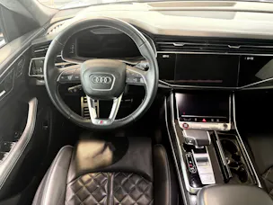 AUDI SQ8 TFSI quattro tiptronic