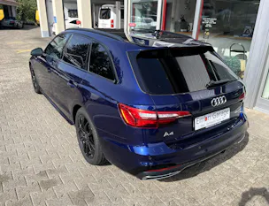 AUDI A4 Avant 40 TFSI S line S-tronic quattro
