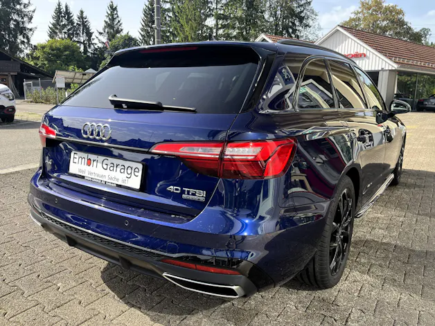 AUDI A4 Avant 40 TFSI S line S-tronic quattro
