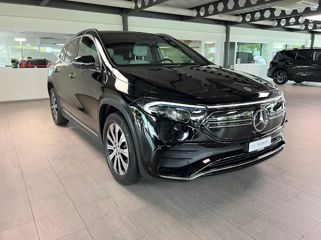 MERCEDES-BENZ EQA 250 AMG Line