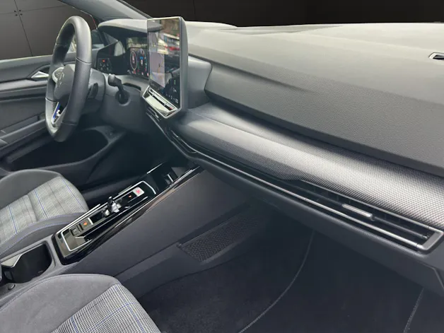 VW Golf 1.5 TSI PHEV GTE