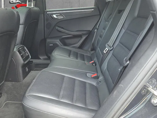 PORSCHE Macan GTS PDK