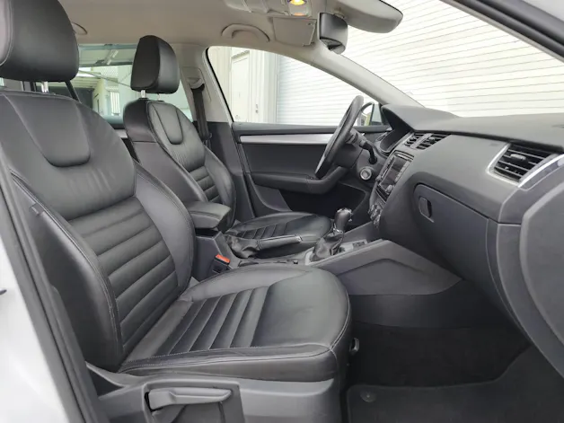 SKODA Octavia 2.0 TDI 184 Elegance 4x4 DSG