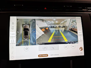 https://vehicle.imgix.net/4451134/e47d787d-22ae-4706-a123-38b5bca7897c.jpg