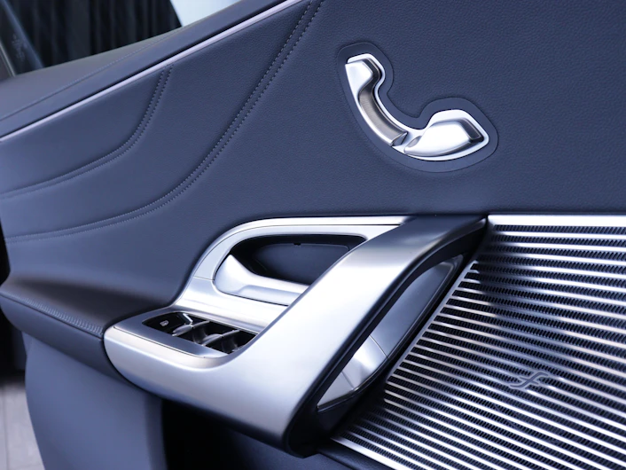 immagine del veicolo MERCEDES-BENZ C 400