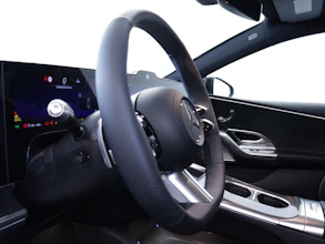 https://vehicle.imgix.net/4451138/3f521c90-ba77-41fd-8c6d-7322dd08968f.JPG