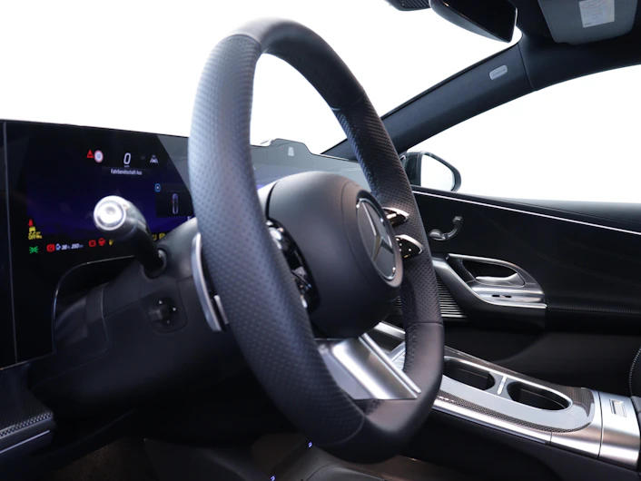 immagine del veicolo MERCEDES-BENZ C 400