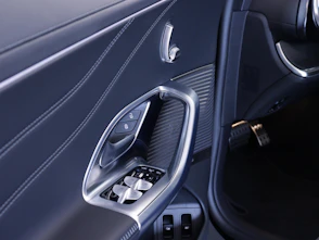 immagine del veicolo MERCEDES-BENZ C 400 4matic