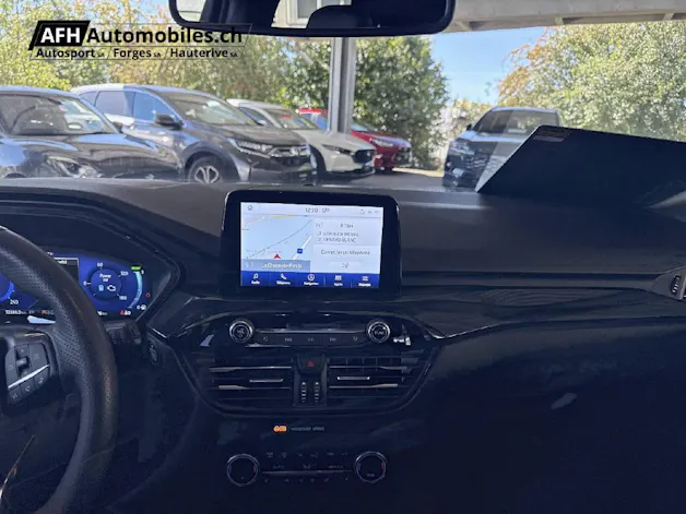 FORD Kuga 2.5 Hybrid ST-Line X 4x4