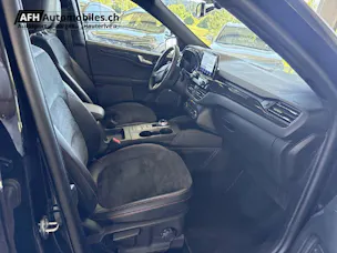 FORD Kuga 2.5 Hybrid ST-Line X 4x4