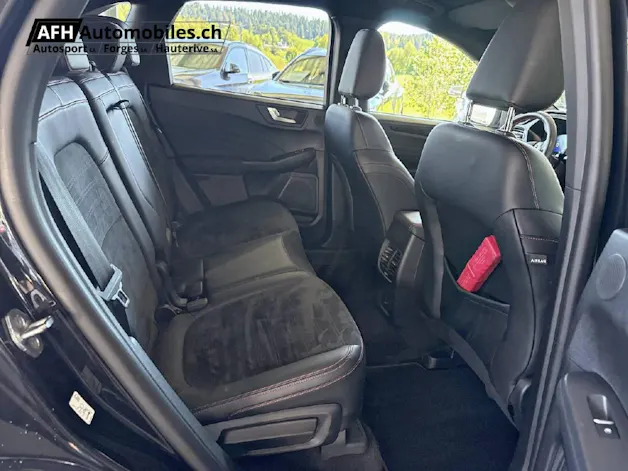 FORD Kuga 2.5 Hybrid ST-Line X 4x4