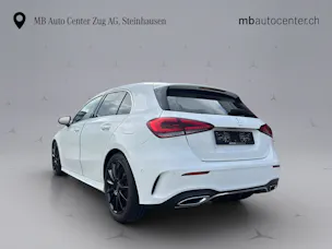 MERCEDES-BENZ A 220 AMG Line