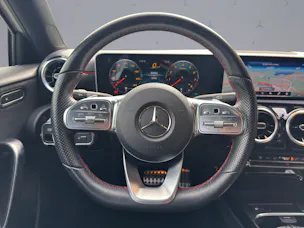 MERCEDES-BENZ A 220 AMG Line