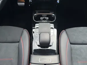 MERCEDES-BENZ A 220 AMG Line