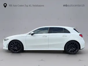 MERCEDES-BENZ A 220 AMG Line