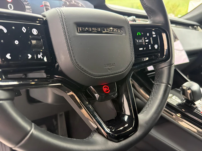 Fahrzeugbild LAND ROVER RANGE ROVER SPORT