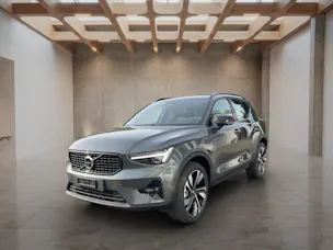 VOLVO XC40 2.0 B4 MH Ultra Dark