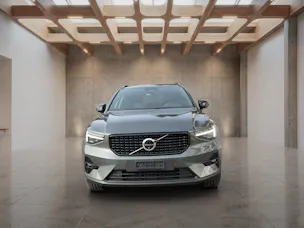 VOLVO XC40 2.0 B4 MH Ultra Dark