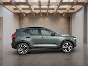 VOLVO XC40 2.0 B4 MH Ultra Dark