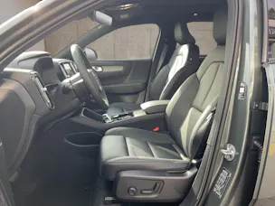 VOLVO XC40 2.0 B4 MH Ultra Dark